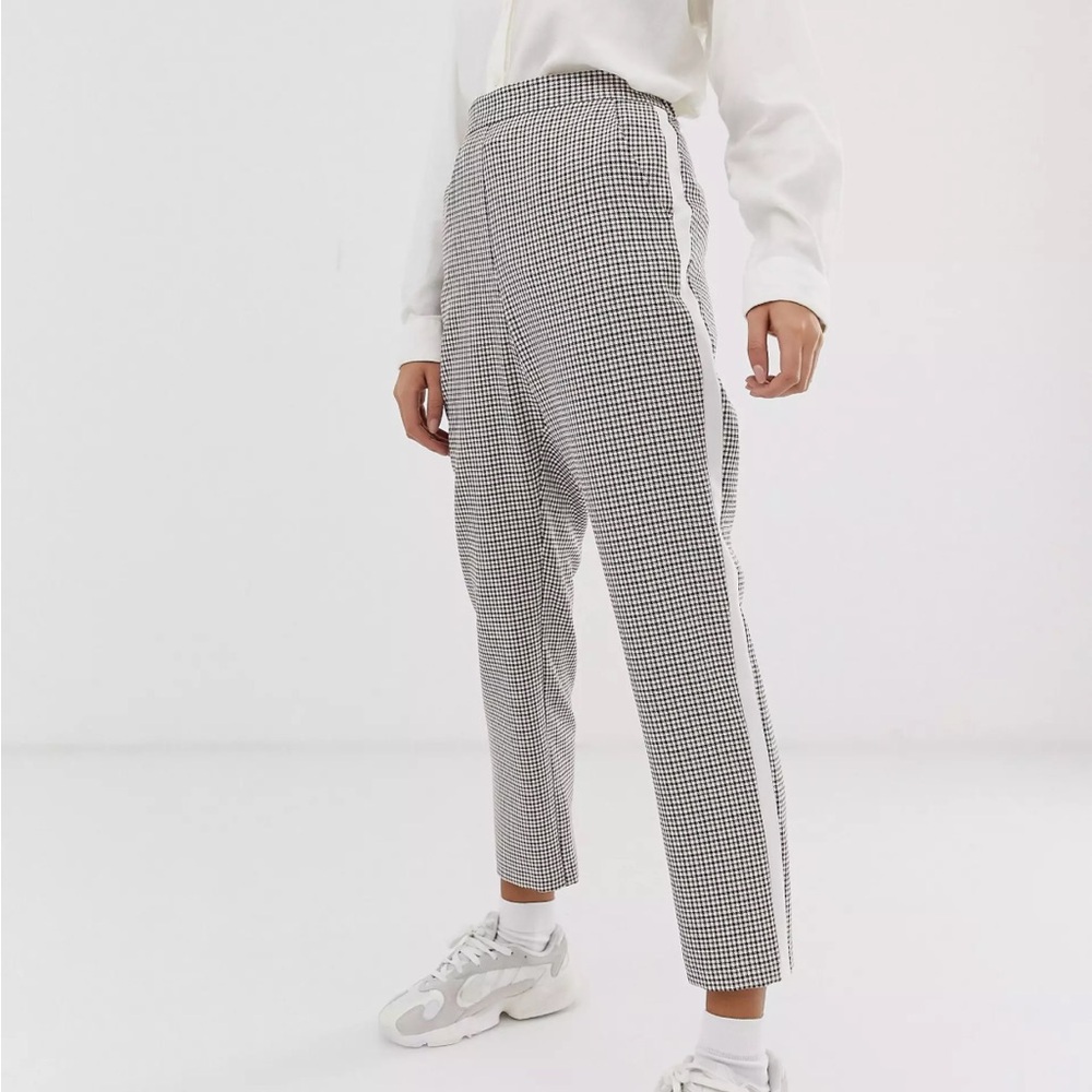 Check-Patterned Side-Stripe Tapered Pants